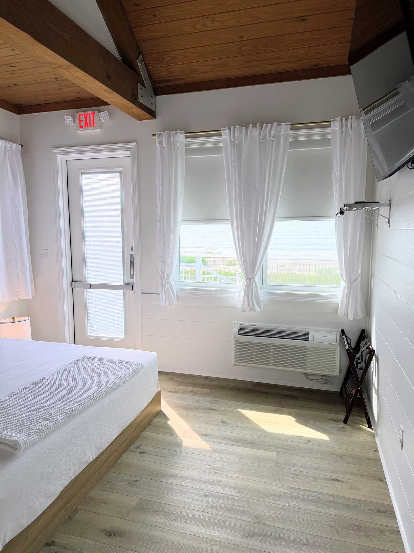 Master bedroom - 1
